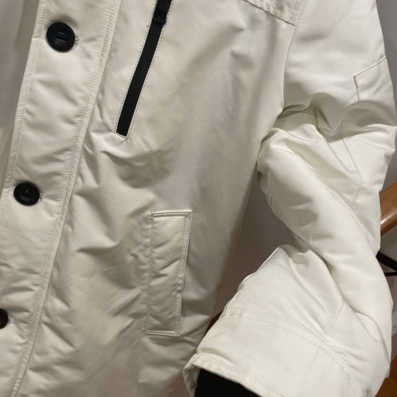 Winter jacket - Picture 4 of 7